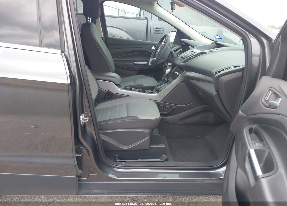 2016 FORD ESCAPE VIN: 1FMCU0GX5GUA09795