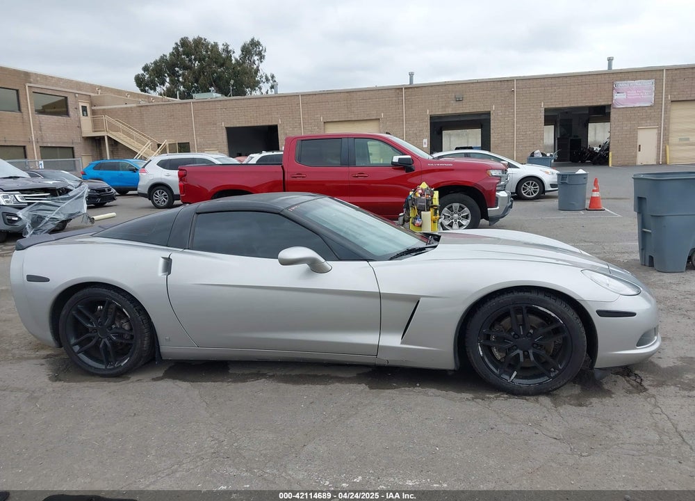 2007 CHEVROLET CORVETTE VIN: 1G1YY25U375117743