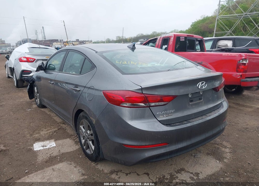2018 HYUNDAI ELANTRA VIN: 5NPD84LF6JH327668
