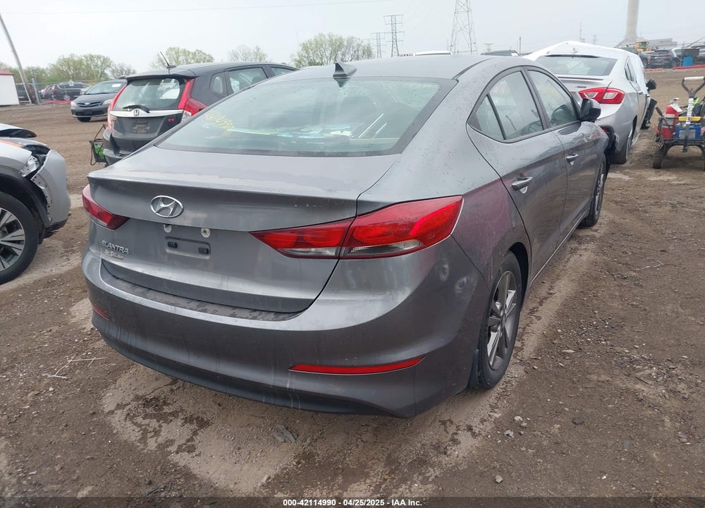 2018 HYUNDAI ELANTRA VIN: 5NPD84LF6JH327668