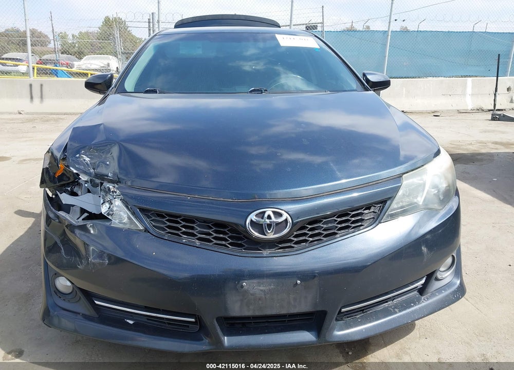 2014 TOYOTA CAMRY SE VIN: 4T1BF1FK5EU425389