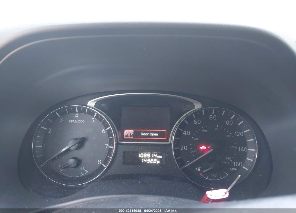 2015 NISSAN PATHFINDER PLATINUM VIN: 5N1AR2MM7FC612623