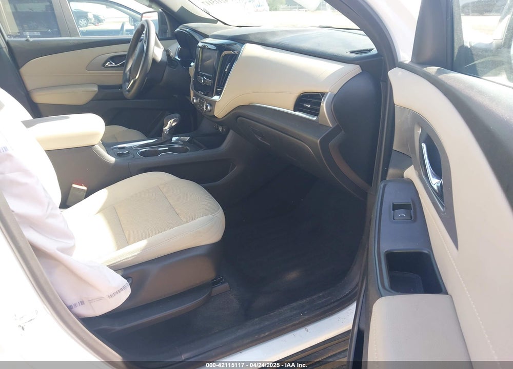 2022 CHEVROLET TRAVERSE FWD LS VIN: 1GNERFKW2NJ179022