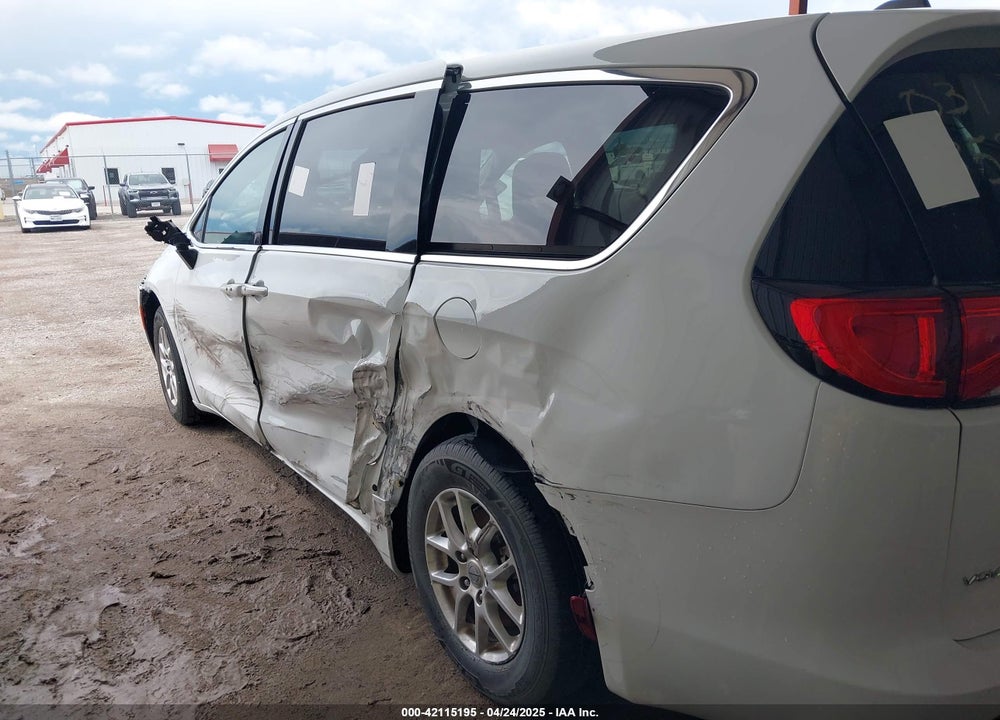2022 CHRYSLER VOYAGER VIN: 2C4RC1CG2NR226082