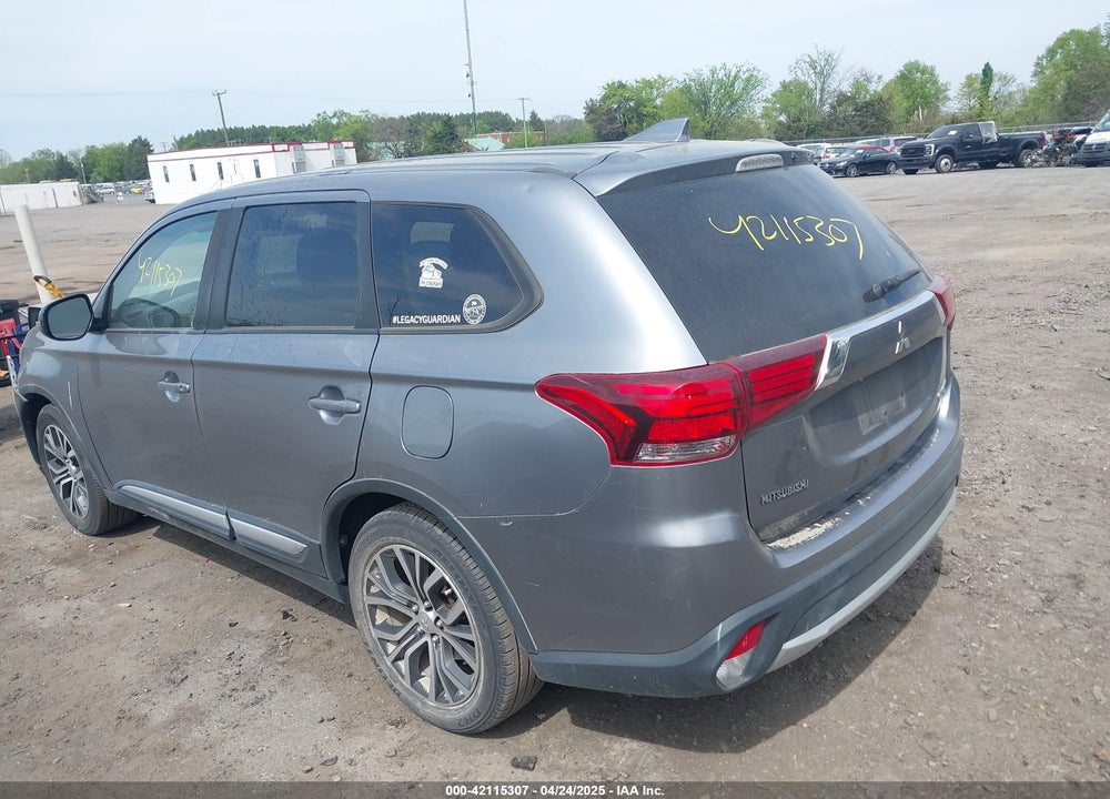2018 MITSUBISHI OUTLANDER SE VIN: JA4AD3A36JZ043199