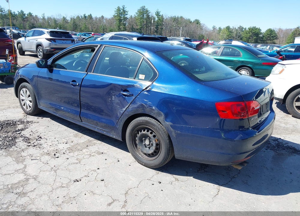 2014 VOLKSWAGEN JETTA VIN: 3VW2K7AJ4EM256582