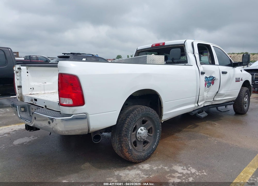 2016 RAM 2500 VIN: 3C6UR5HLXGG237028