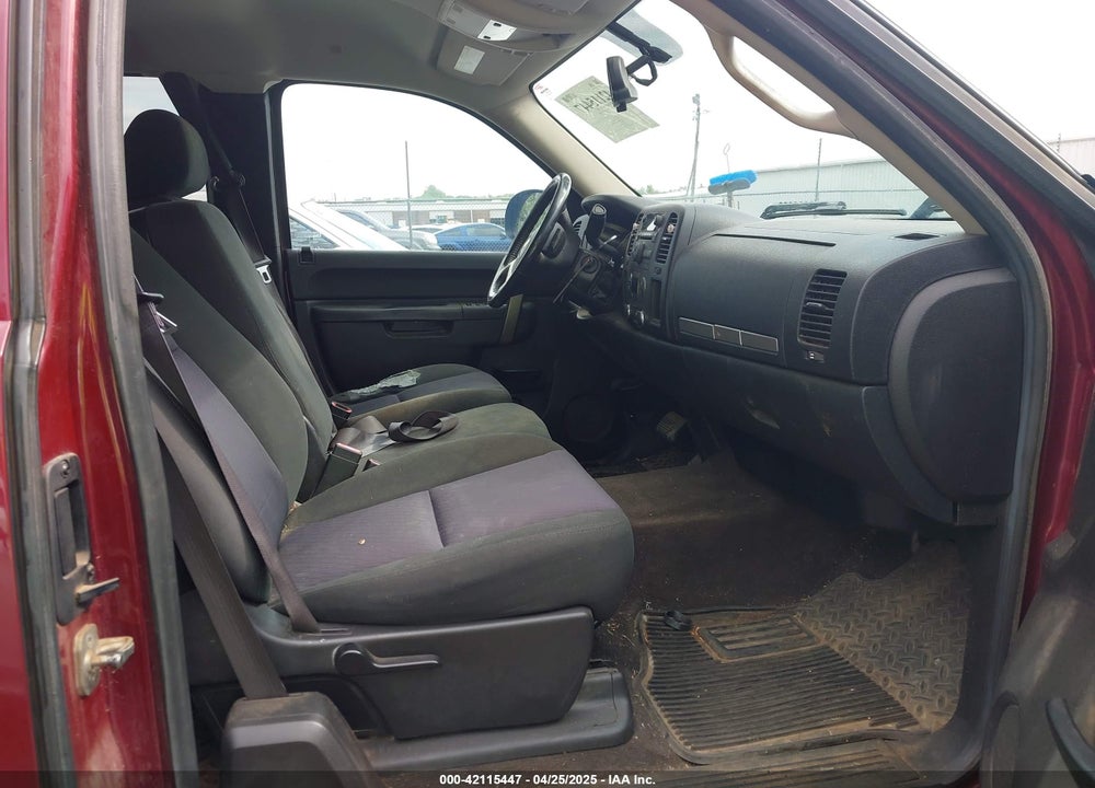 2013 CHEVROLET SILVERADO 1500 VIN: 1GCRCSE01DZ183803