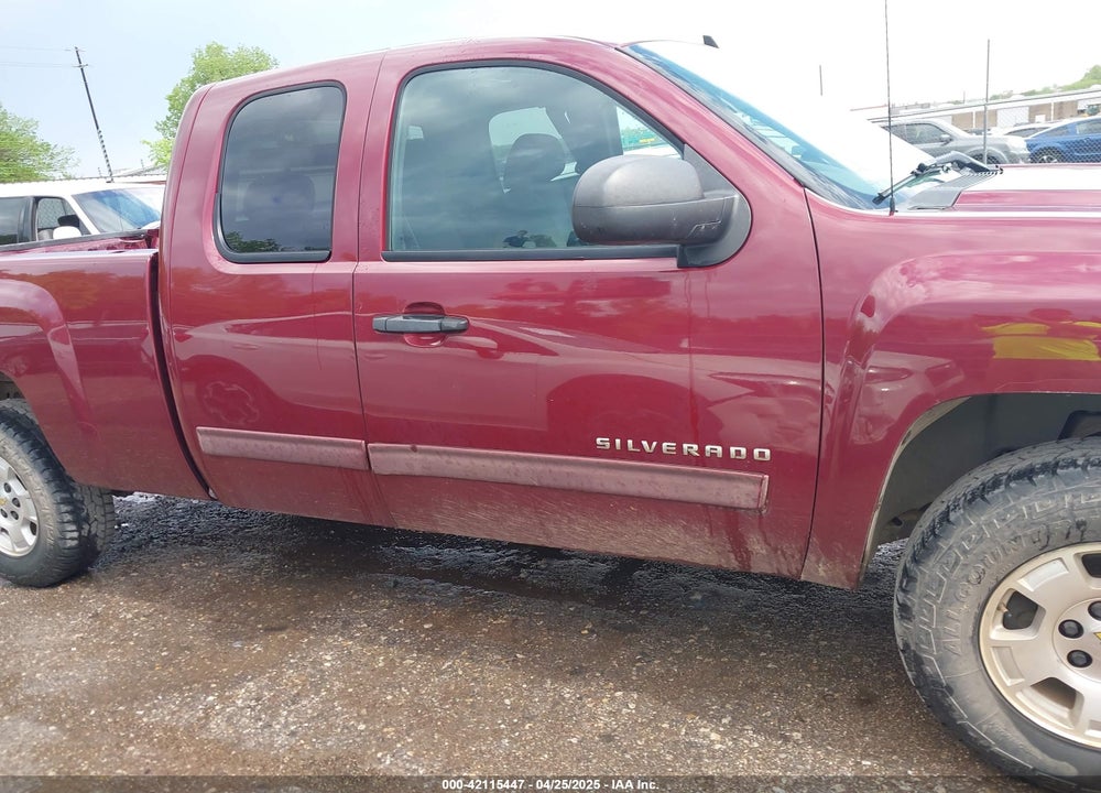 2013 CHEVROLET SILVERADO 1500 VIN: 1GCRCSE01DZ183803