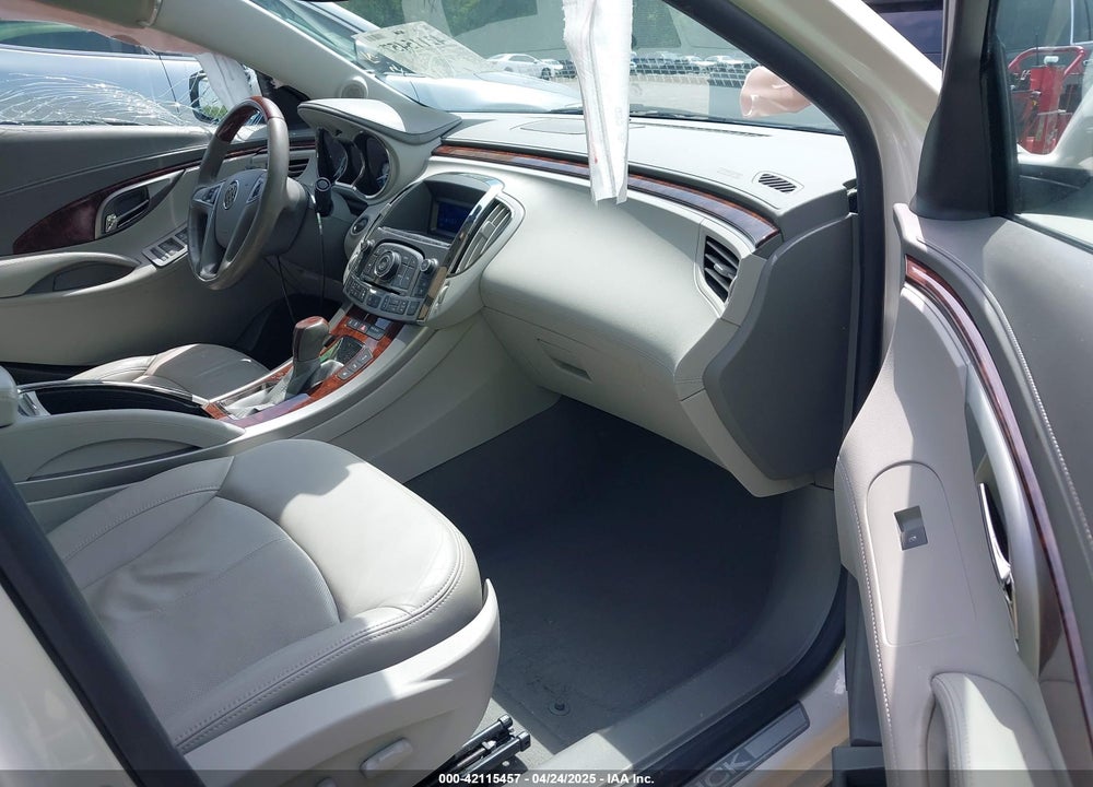 2010 BUICK LACROSSE CXS VIN: 1G4GE5EV7AF211000