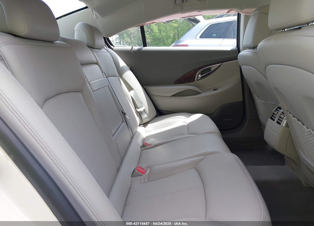 2010 BUICK LACROSSE CXS VIN: 1G4GE5EV7AF211000