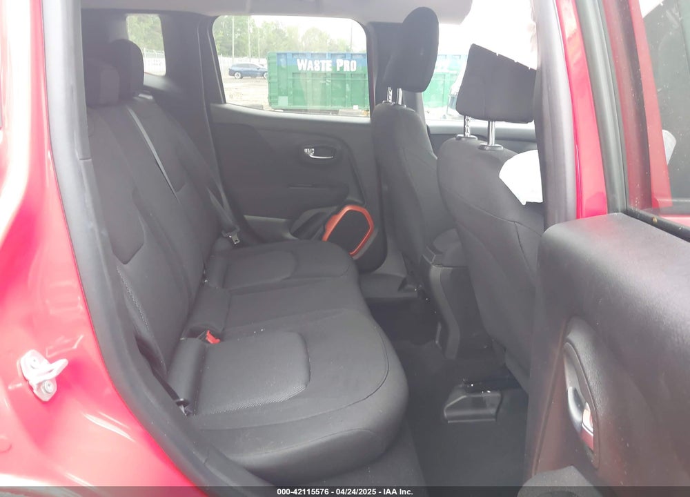 2018 JEEP RENEGADE VIN: ZACCJBAB1JPH59581