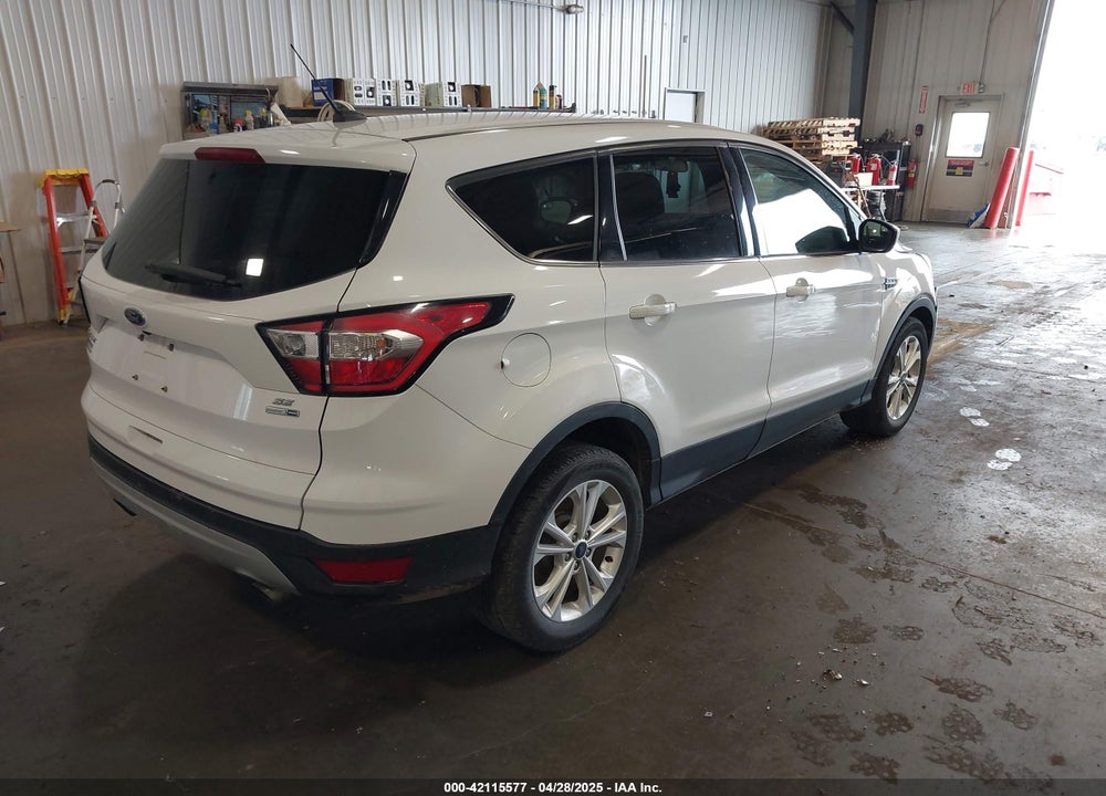 2017 FORD ESCAPE VIN: 1FMCU9GDXHUE39480