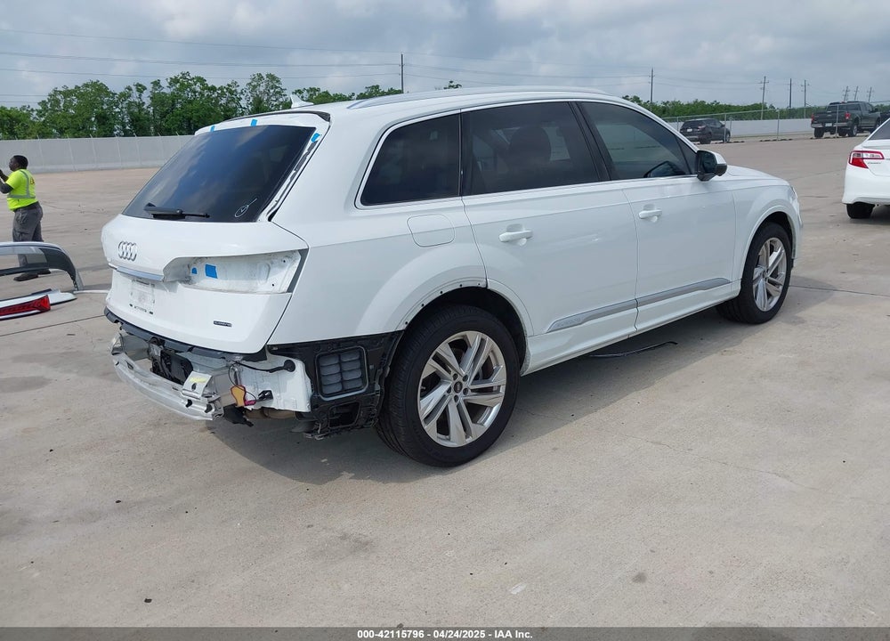 2022 AUDI Q7 VIN: WA1LXBF71ND020244