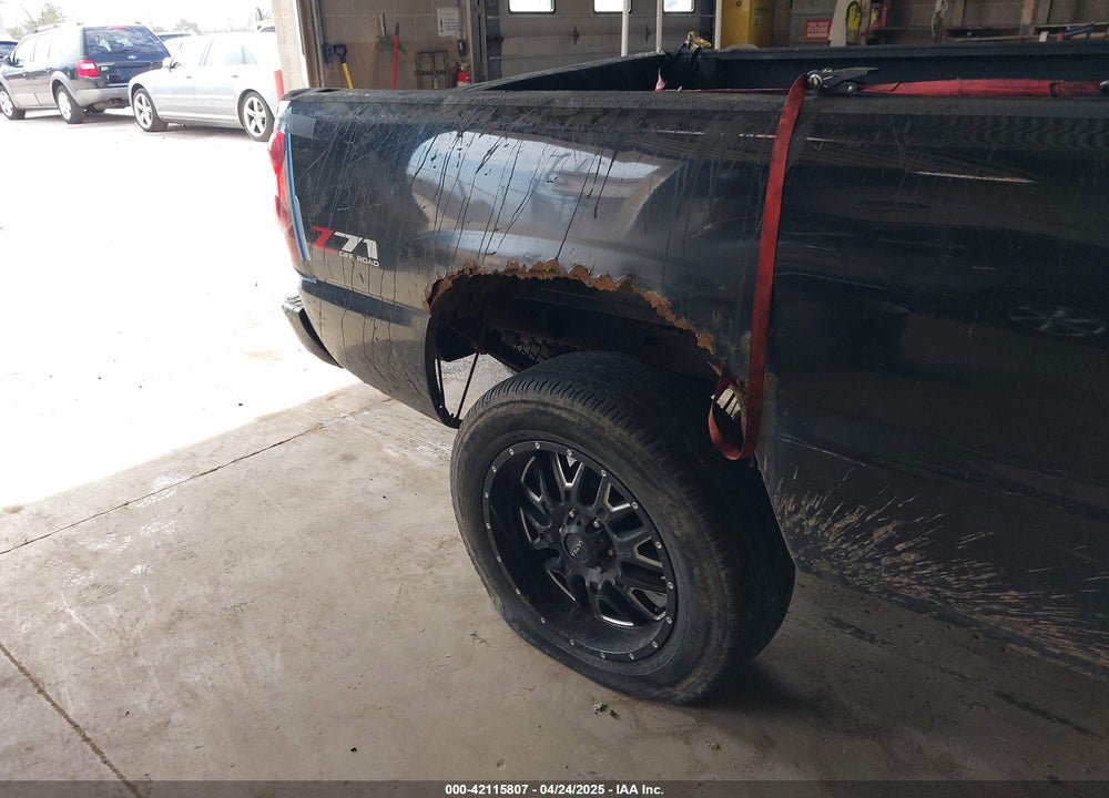 2007 CHEVROLET SILVERADO 1500 CLASSIC LT1 VIN: 1GCEK19Z67E161182