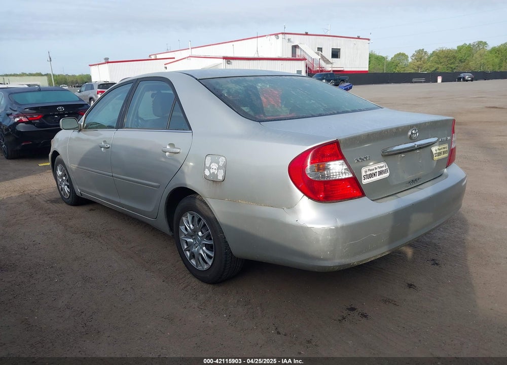 2002 TOYOTA CAMRY LE VIN: 4T1BE32K82U104088