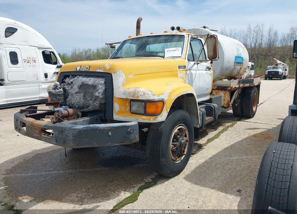 1995 FORD F800 VIN: 1FDXF80C8SVA63614