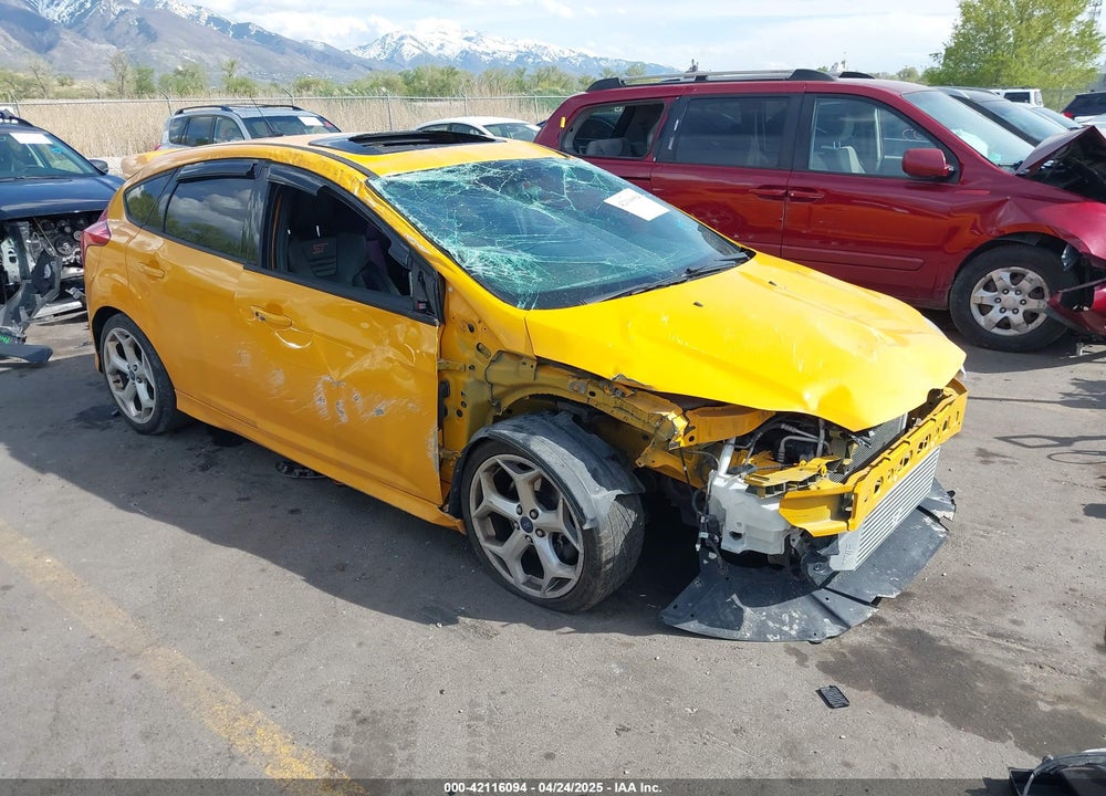 2013 FORD FOCUS ST VIN: 1FADP3L93DL196972