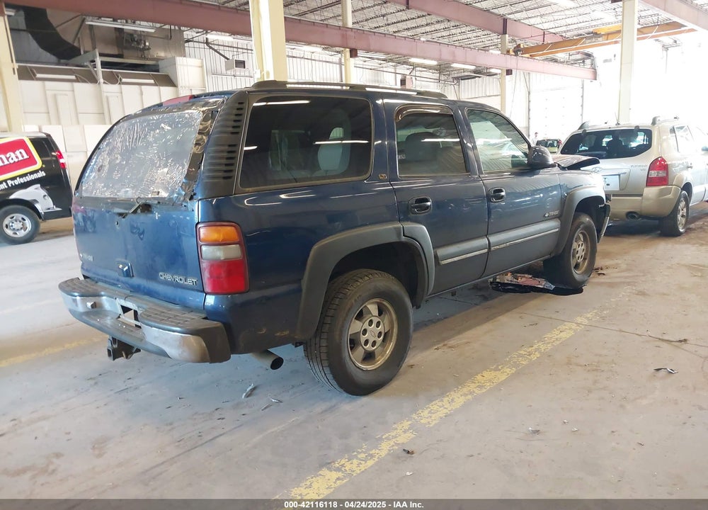 2002 CHEVROLET TAHOE LT VIN: 1GNEK13Z92R138450