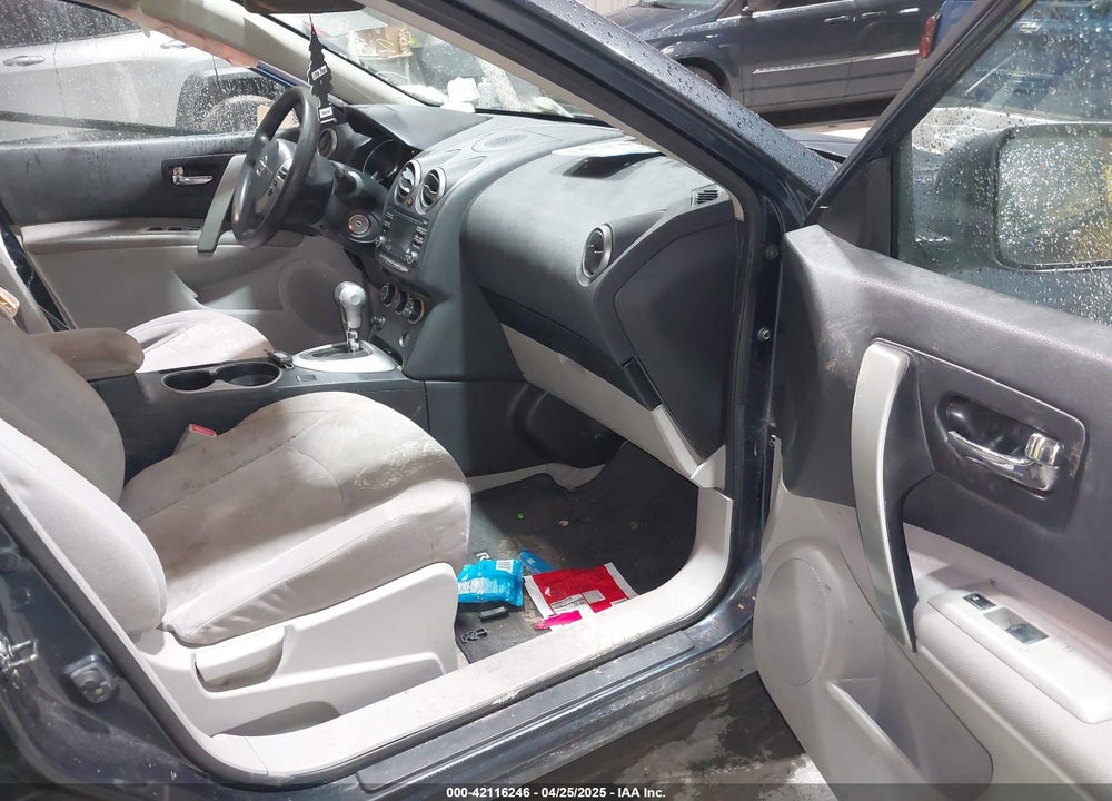 2013 NISSAN ROGUE S VIN: JN8AS5MT8DW515299