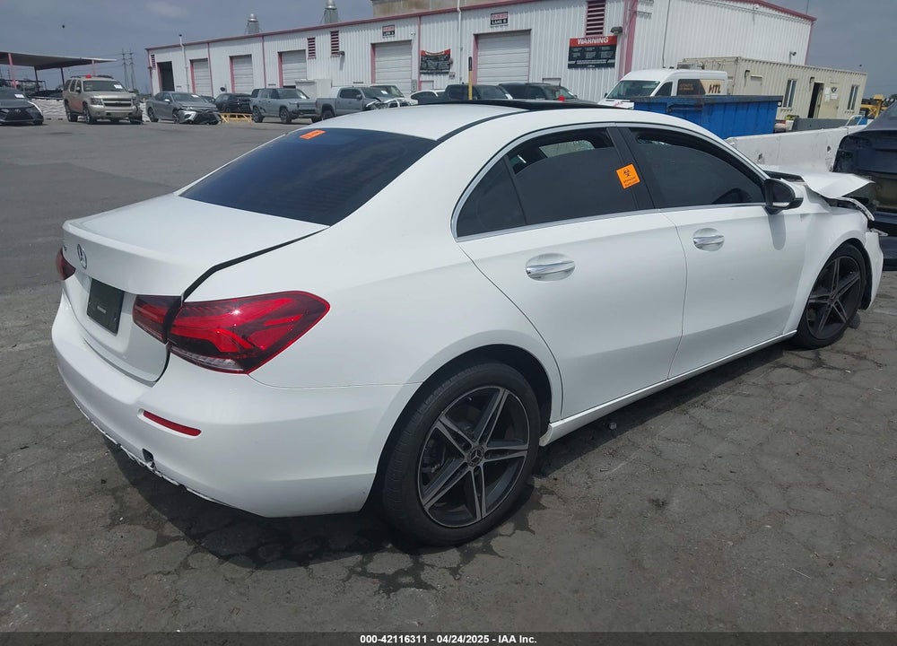2021 MERCEDES-BENZ A 220 VIN: W1K3G4EB5MJ310273