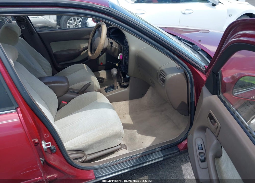 1994 TOYOTA CAMRY LE VIN: JT2SK12E0R0208645
