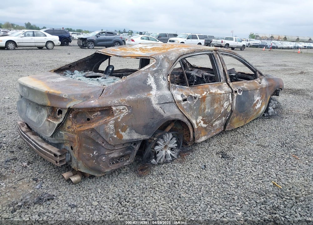2020 TOYOTA CAMRY VIN: 4T1G11AK5LU306847