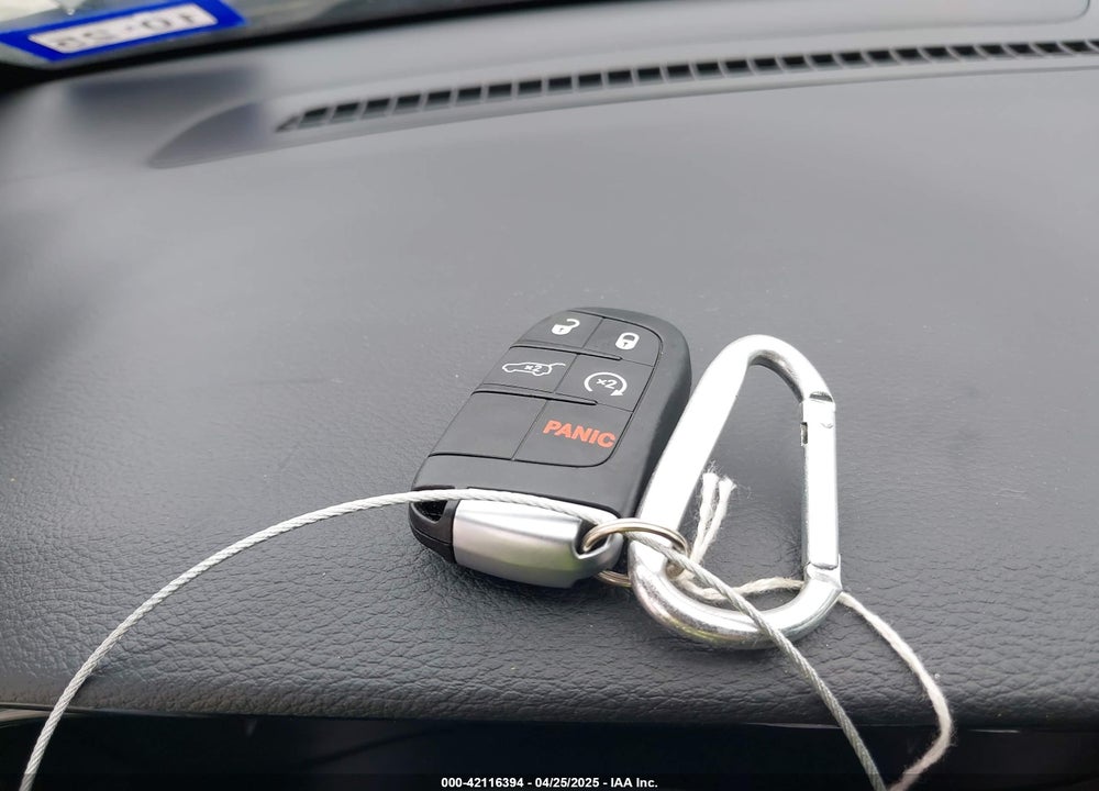 2022 DODGE DURANGO VIN: 1C4RDJDG3NC206279