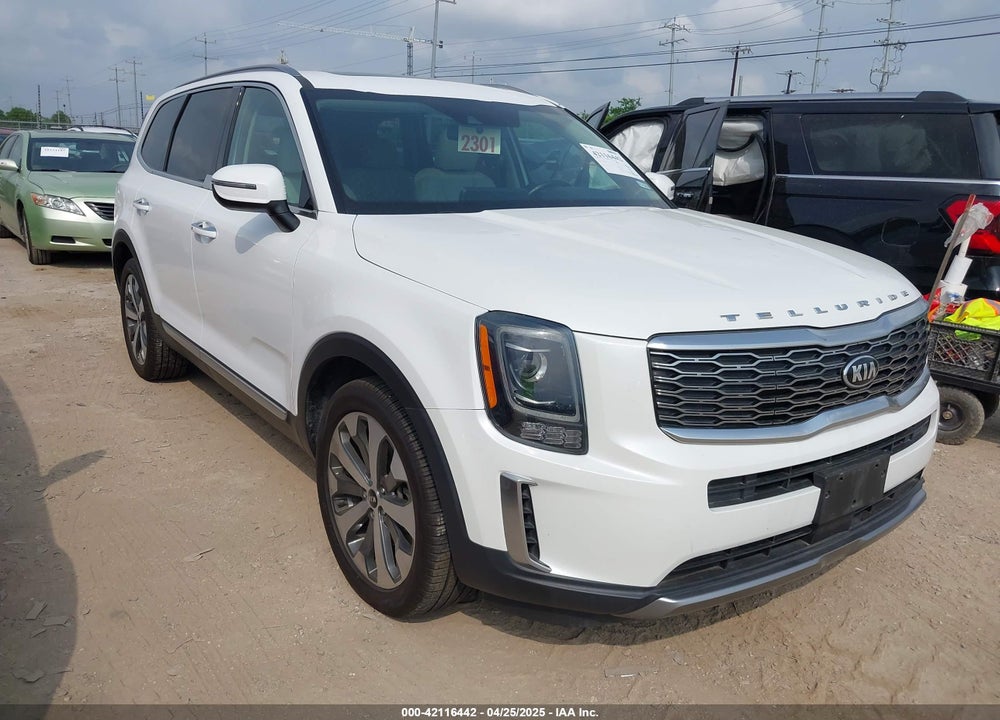 2020 KIA TELLURIDE S VIN: 5XYP64HC5LG092191