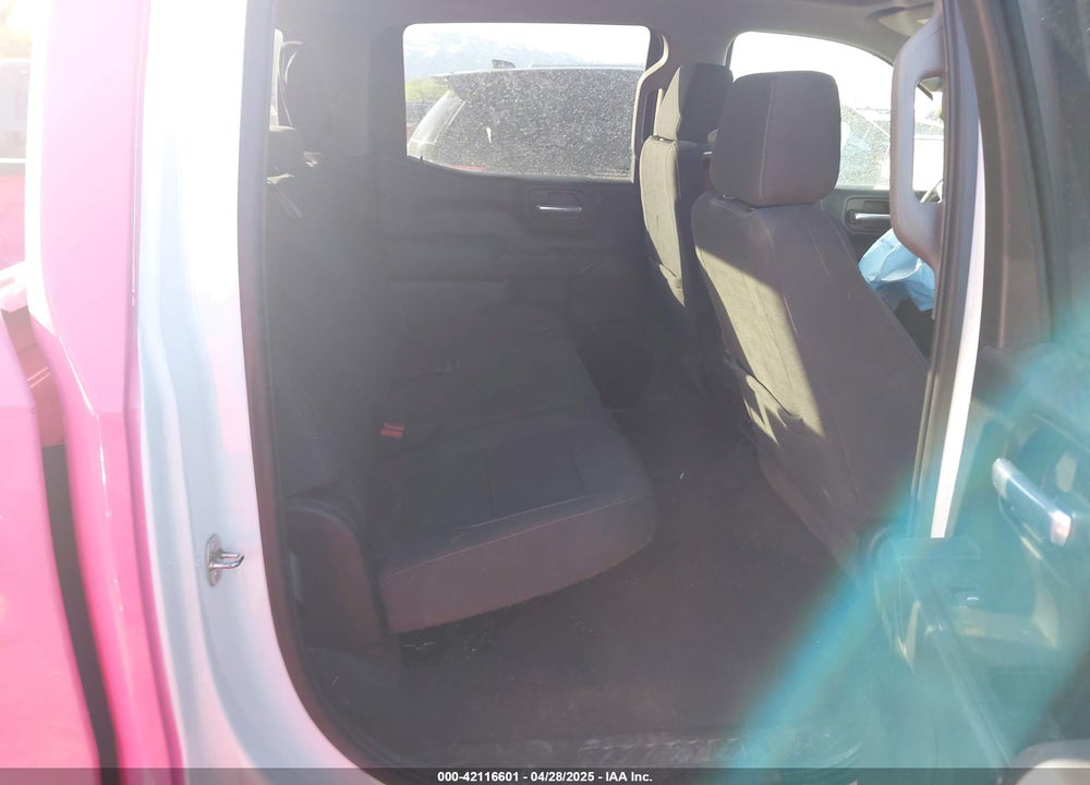 2021 CHEVROLET SILVERADO 1500 4WD  SHORT BED LT/4WD  STANDARD BED LT VIN: 1GCUYDED6MZ415709