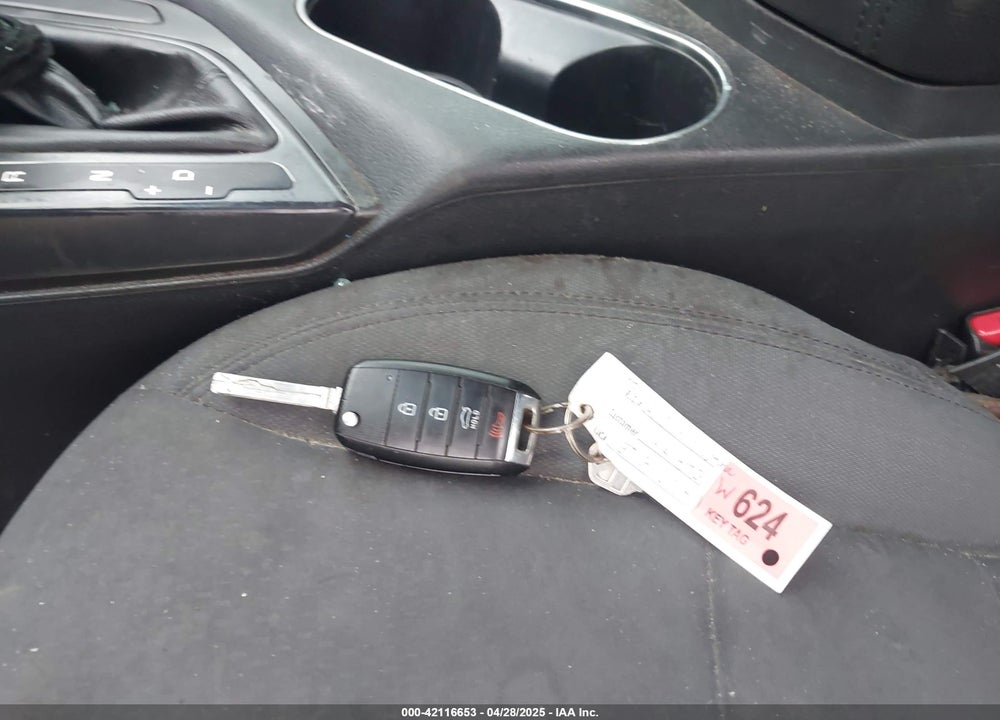 2015 KIA OPTIMA LX VIN: KNAGM4A78F5588728