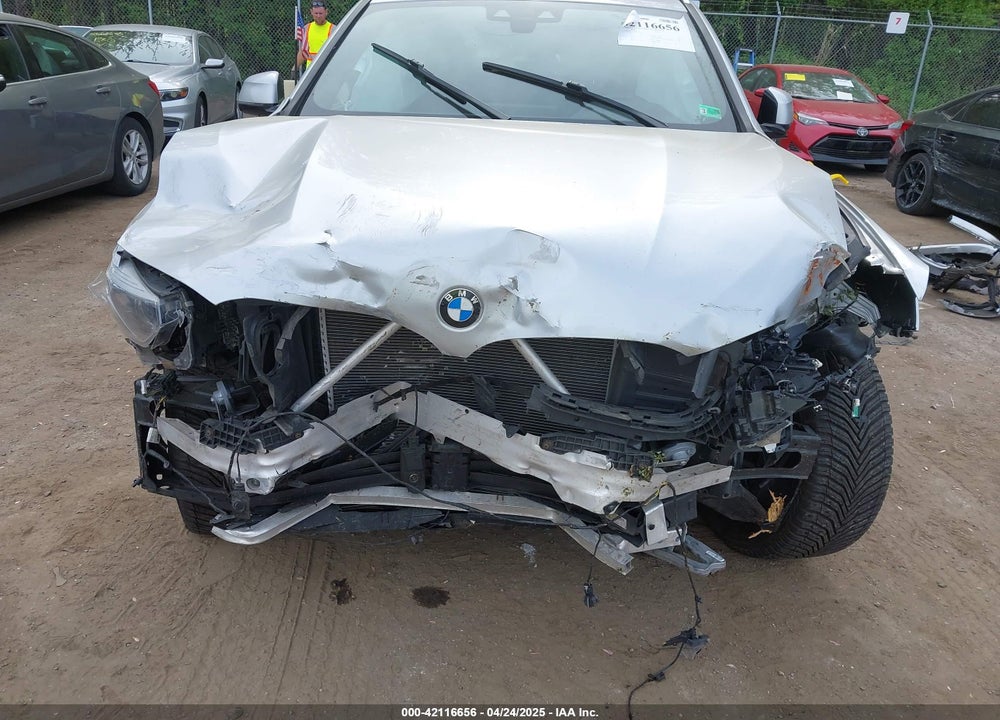 2018 BMW X3 VIN: 5UXTR9C50JLD59719