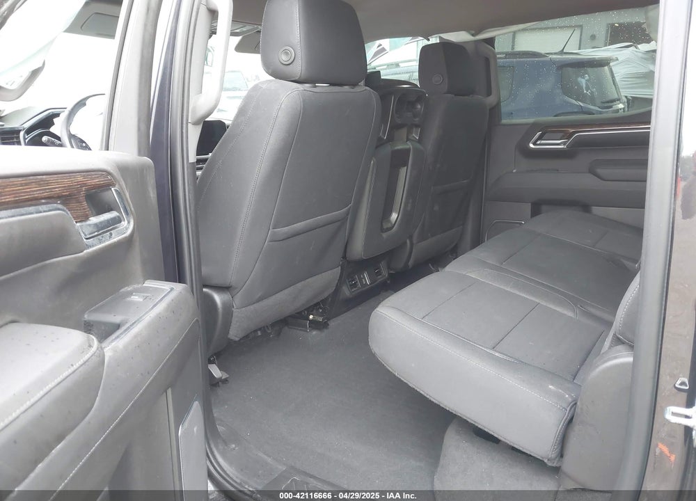 2022 GMC SIERRA 1500 4WD SHORT BOX ELEVATION WITH 3SB VIN: 3GTPUCEK1NG557680