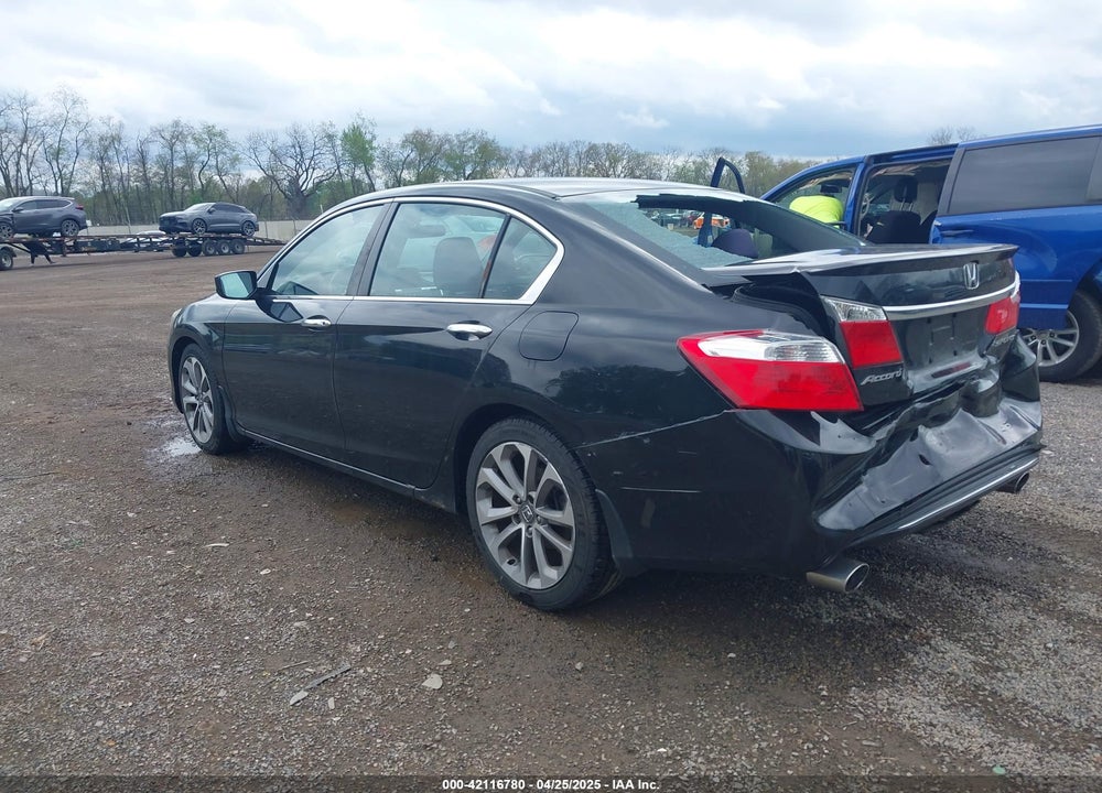 2013 HONDA ACCORD VIN: 1HGCR2F5XDA037902