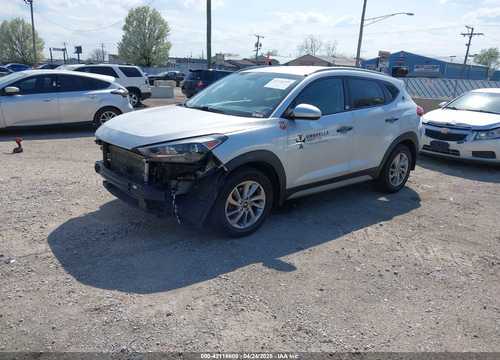2017 HYUNDAI TUCSON VIN: KM8J3CA49HU415672
