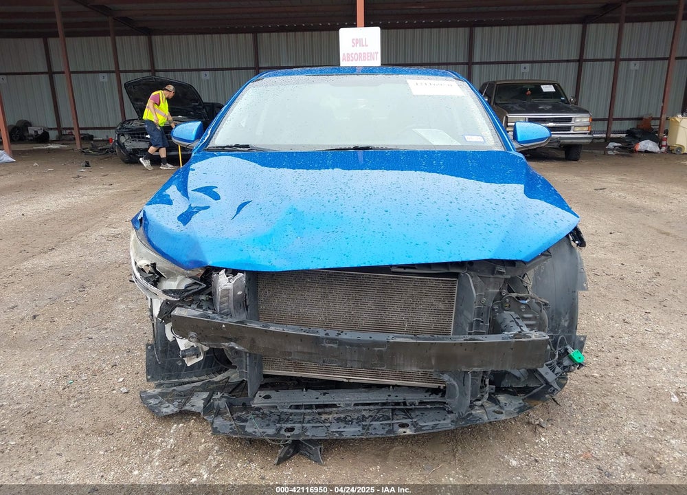 2018 HYUNDAI ELANTRA VIN: KMHD84LF9JU596572