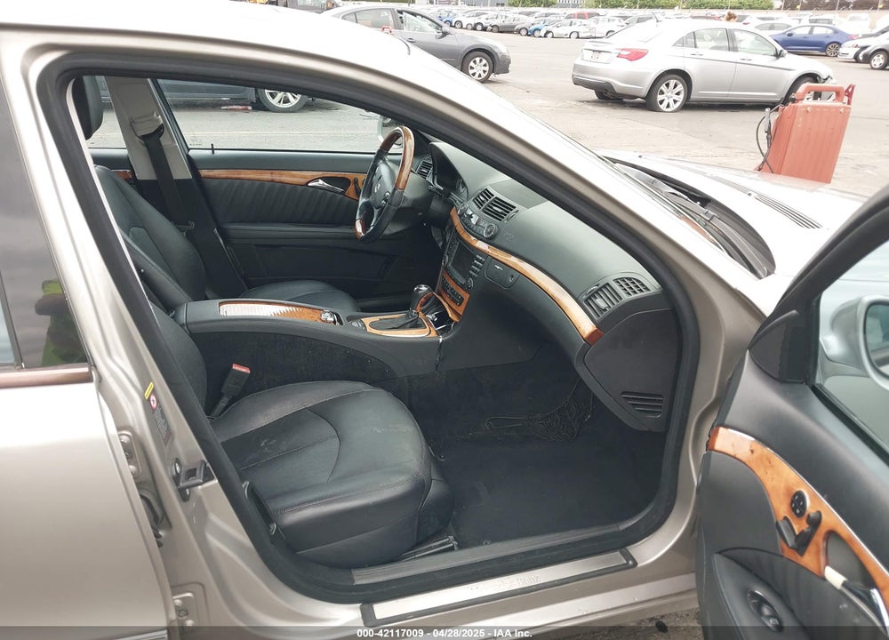 2007 MERCEDES-BENZ E 550 VIN: WDBUF72X27B159506