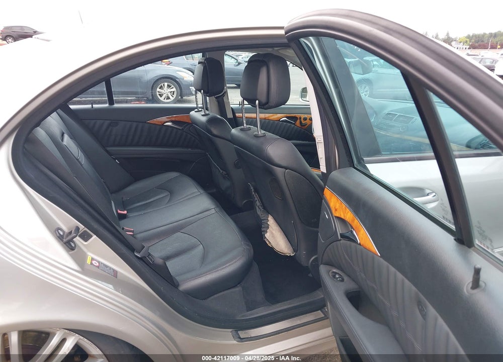 2007 MERCEDES-BENZ E 550 VIN: WDBUF72X27B159506