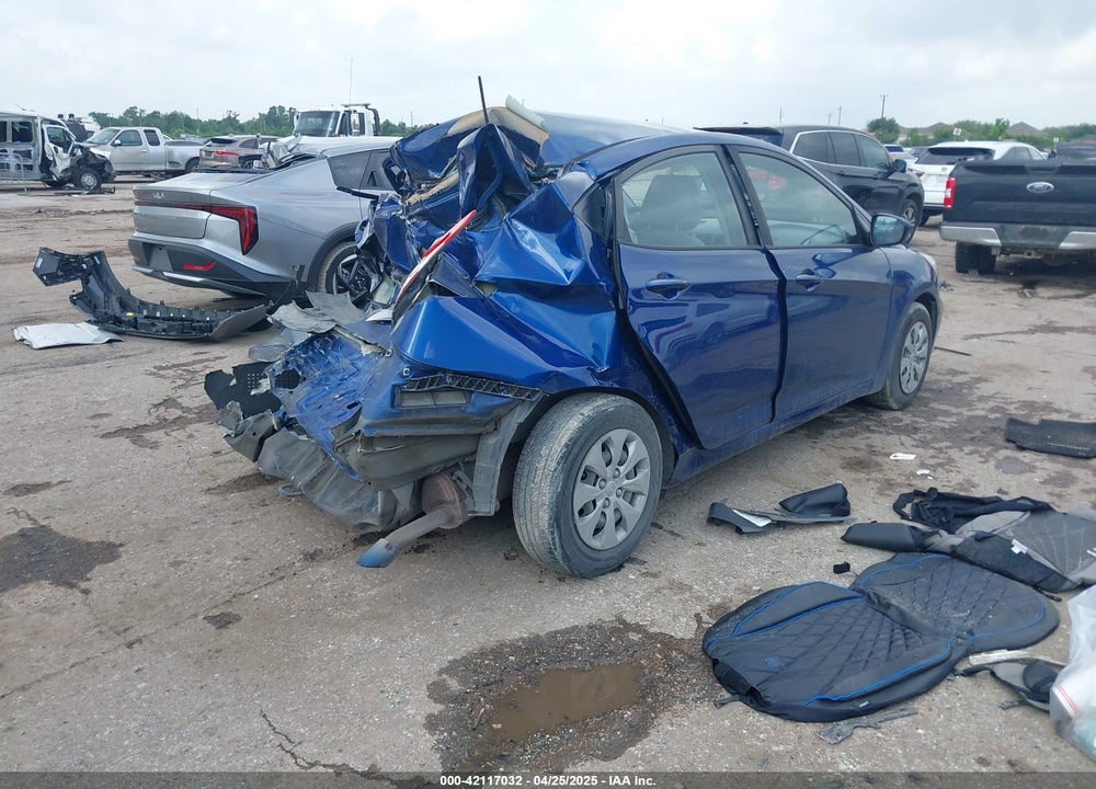 2016 HYUNDAI ACCENT VIN: KMHCT4AE5GU071666