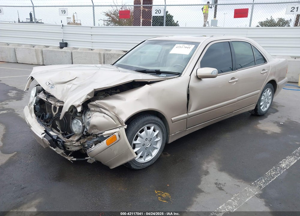 2001 MERCEDES-BENZ E 320 VIN: WDBJF65J71B245423