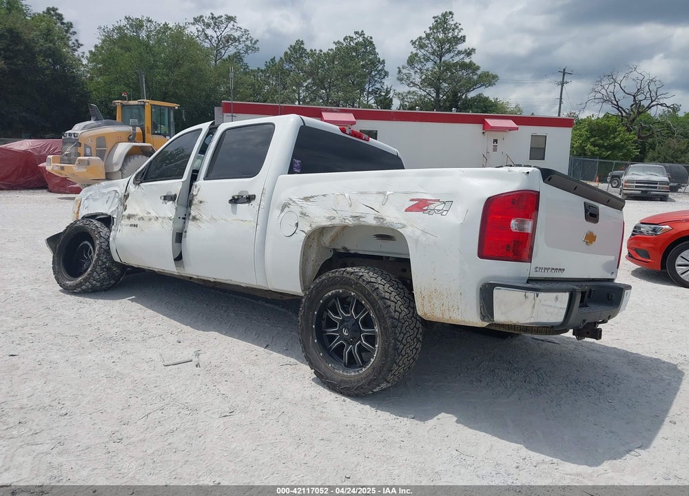2013 CHEVROLET SILVERADO 1500 LT VIN: 3GCPKSE79DG208518
