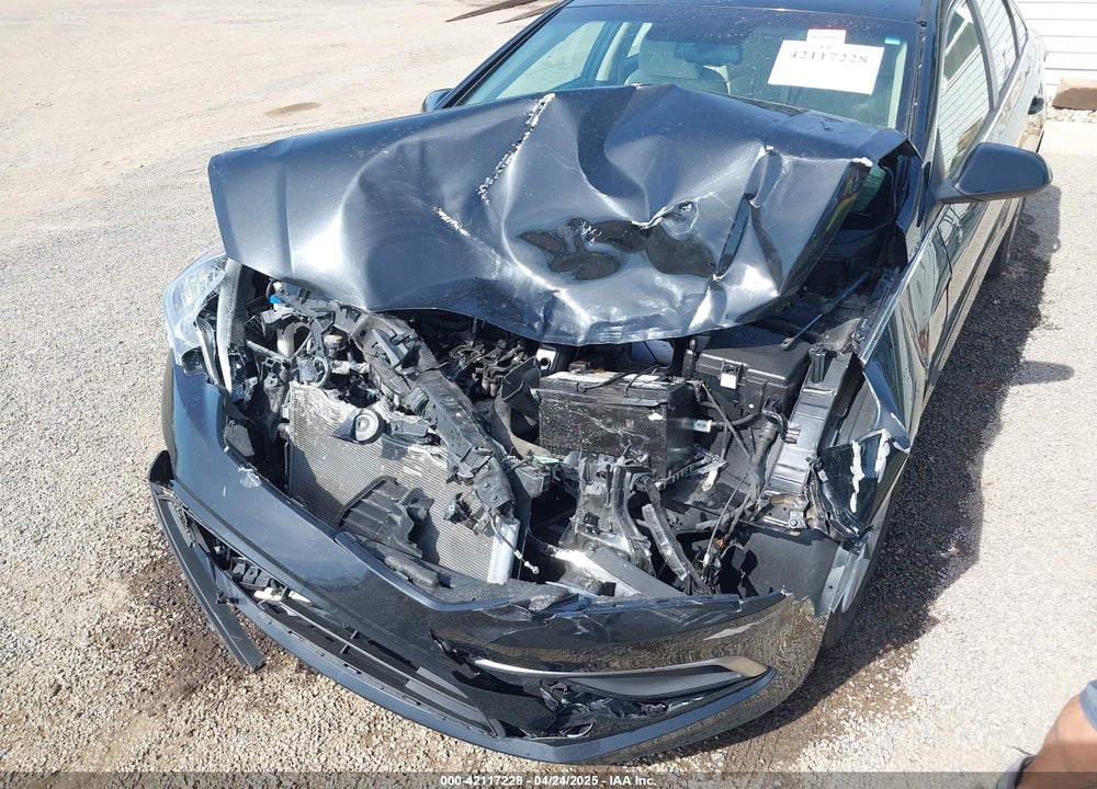 2017 HYUNDAI SONATA VIN: 5NPE24AF2HH572583
