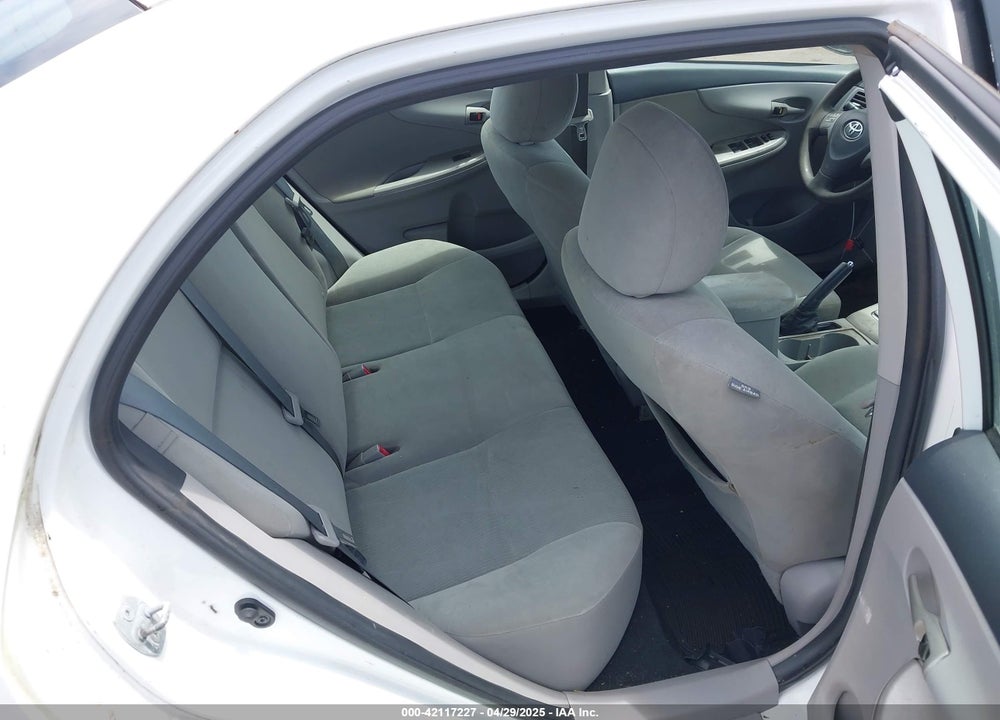 2013 TOYOTA COROLLA S/LE VIN: 2T1BU4EE9DC982034