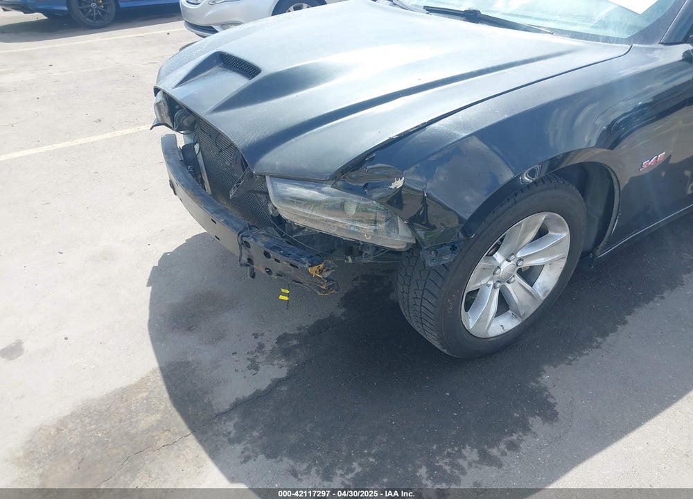2011 DODGE CHARGER VIN: 2B3CL5CT1BH555224