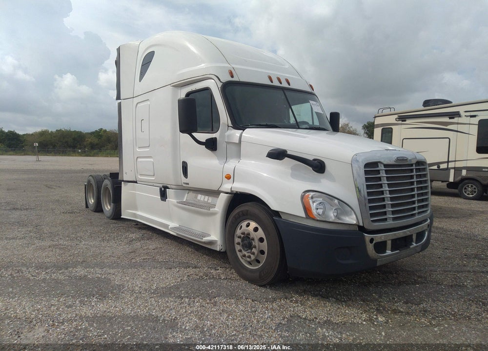 2016 FREIGHTLINER CASCADIA 125 --- VIN: 3AKJGLD59GSHB6827