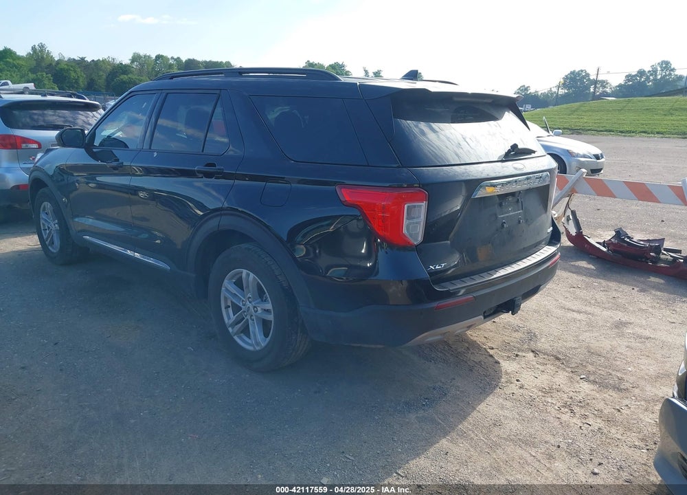 2022 FORD EXPLORER XLT VIN: 1FMSK8DH9NGB27633