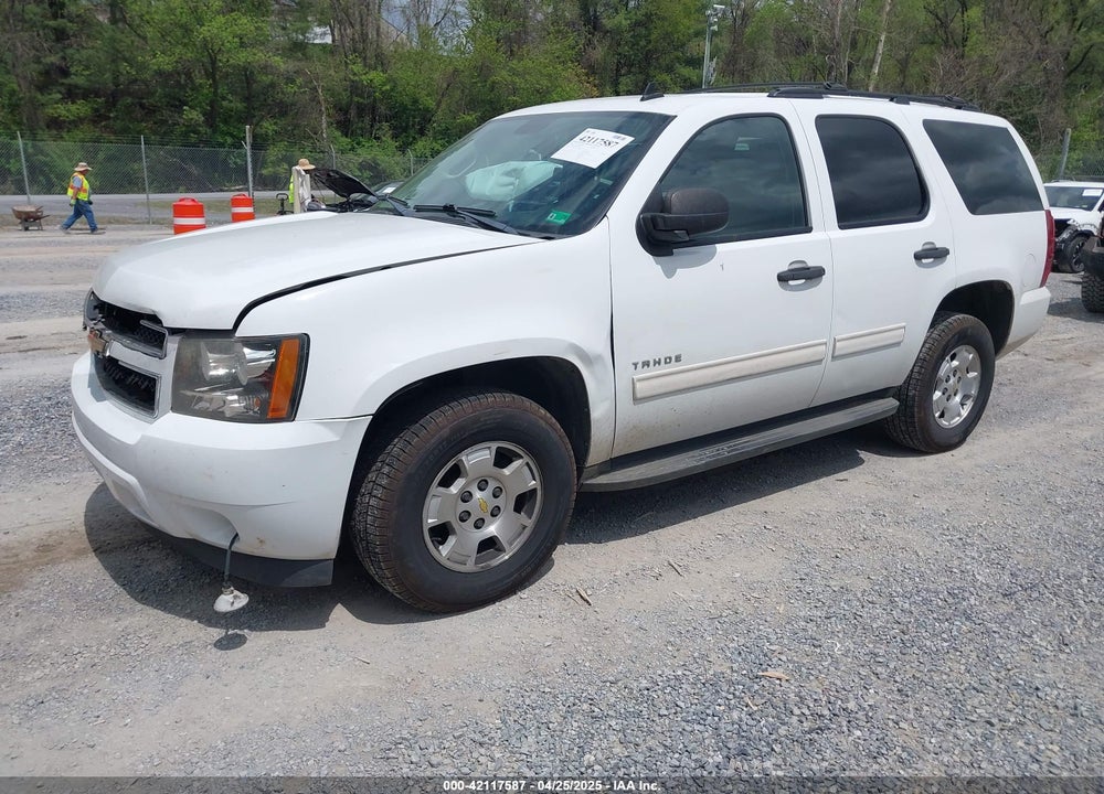 2010 CHEVROLET TAHOE LS VIN: 1GNUKAE02AR288635