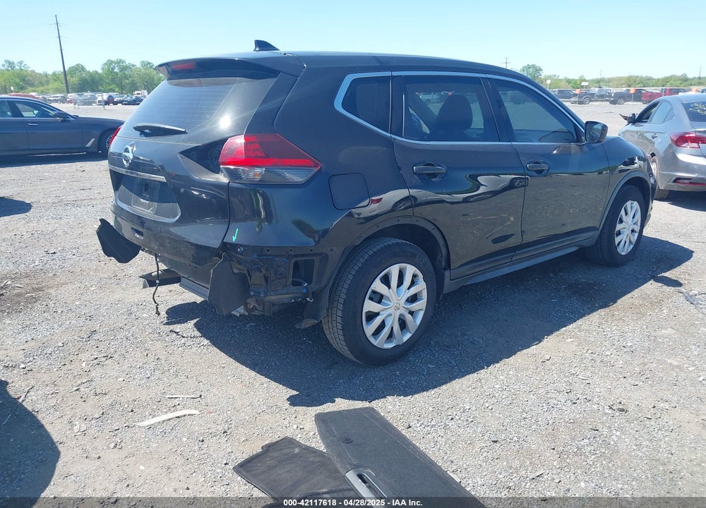 2018 NISSAN ROGUE S VIN: JN8AT2MT3JW451180