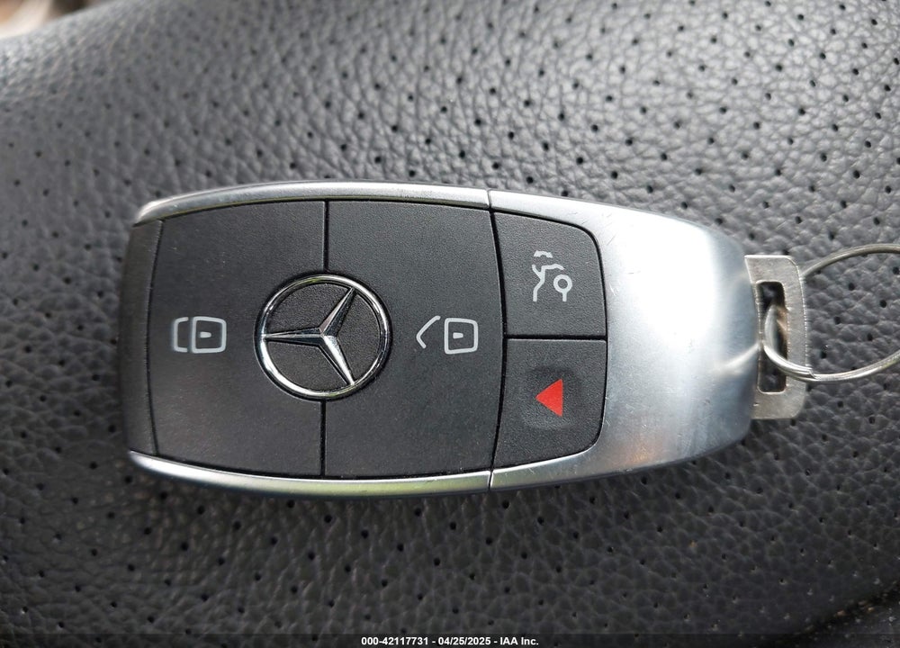 2020 MERCEDES-BENZ GLC 300 VIN: W1N0G8EBXLF853441