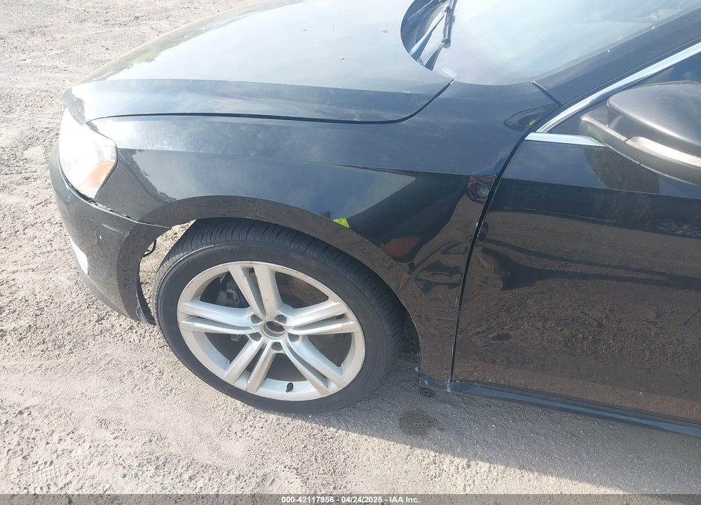 2012 VOLKSWAGEN PASSAT VIN: 1VWBM7A31CC017629